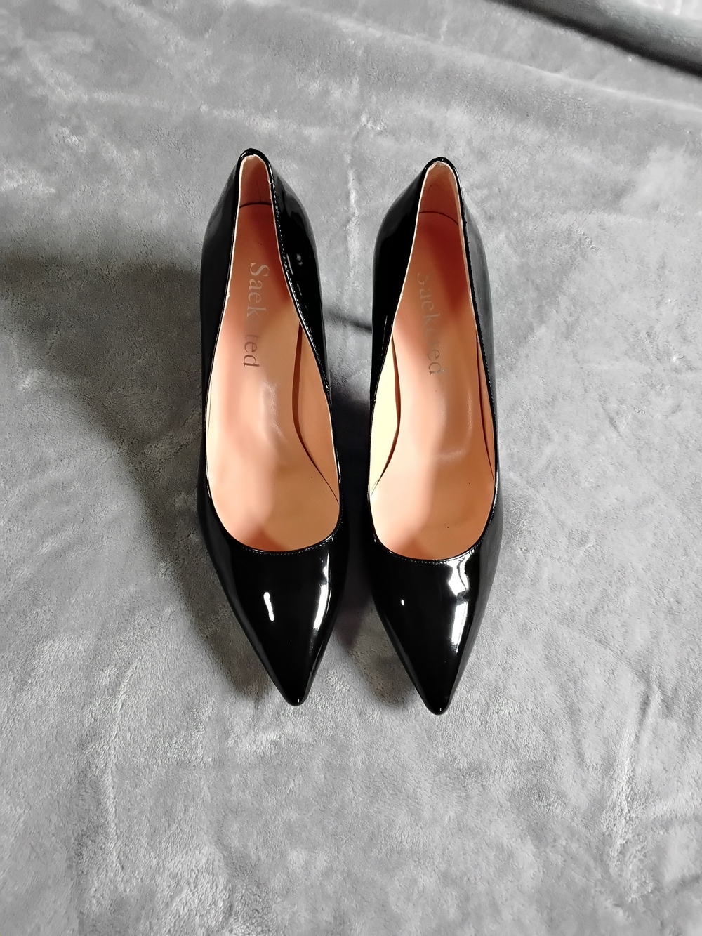 Women’s Black Patent Pointed-Toe Heels